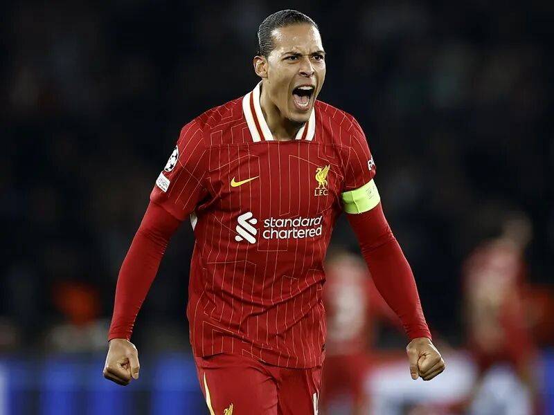 三连败只是序幕，利物浦面前是皇马和曼城，斯洛特为执着付出代价